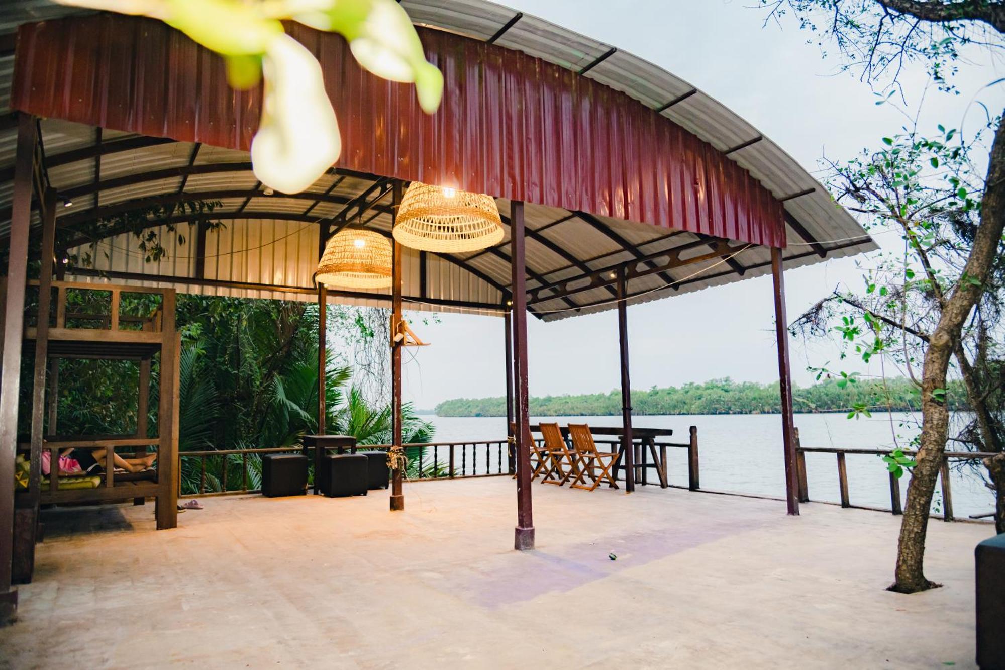 Banyan Tree Hostel Kampot Exteriér fotografie